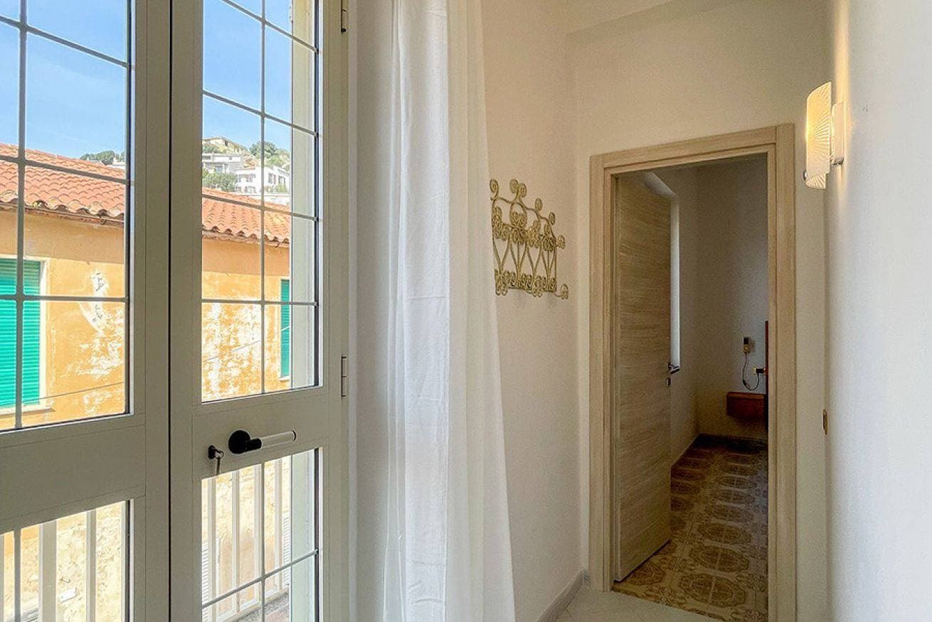 Foto 12 von 39: Ferienwohnung für 2 Personen mit Balkon/Terrasse