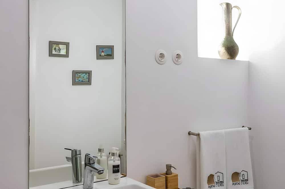 Foto 4 von 30: Ferienhaus 'Casa de Pedra' mit Meerblick, privater Terrasse und WLAN