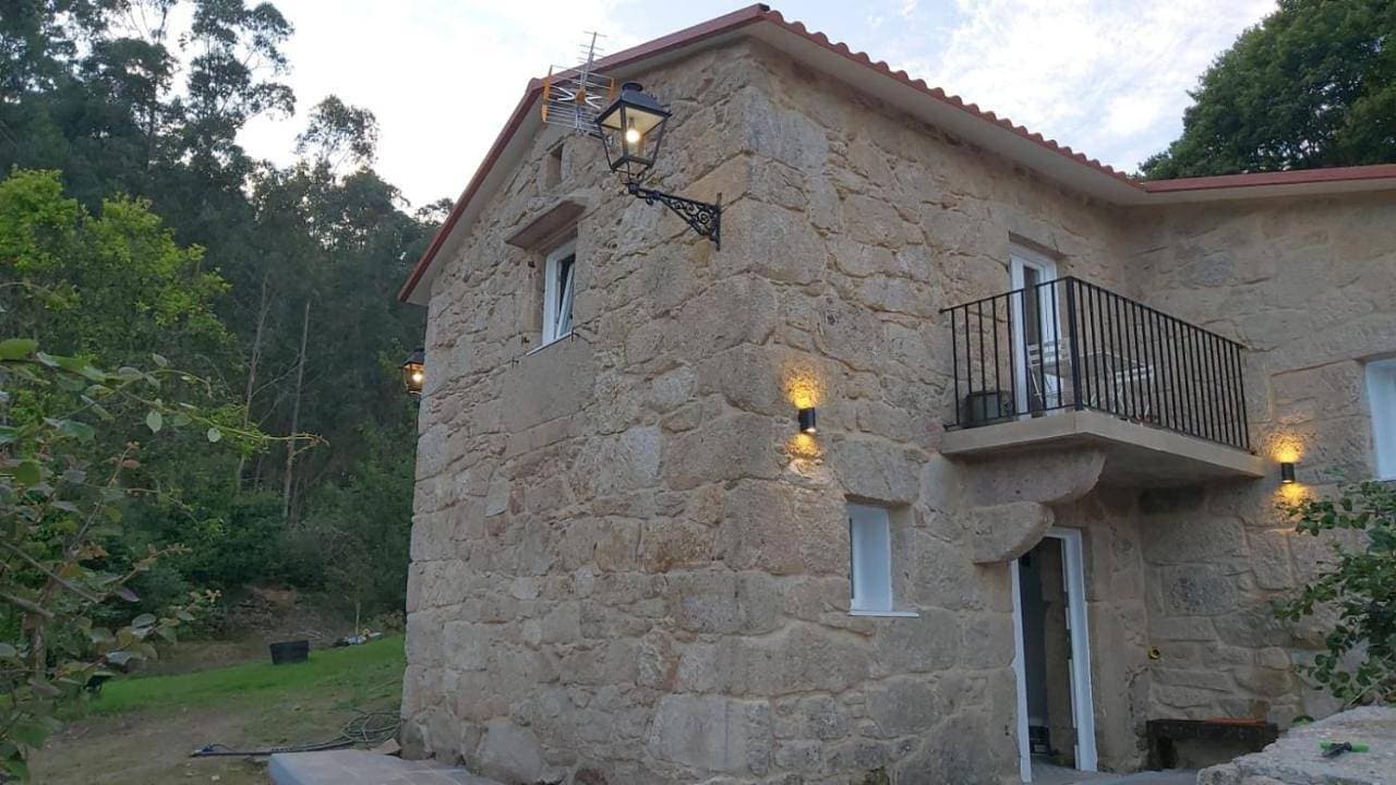 Casita a estrenar en finca con rio y piscina próxima a Tui Gondomar y Portugal 1