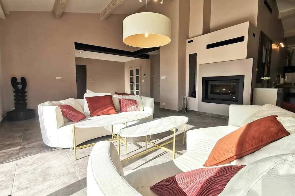Foto 12 von 30: La villa du Bion*Private pool*Jacuzzi*Clim*Terrace 13250 Saint-Chamas