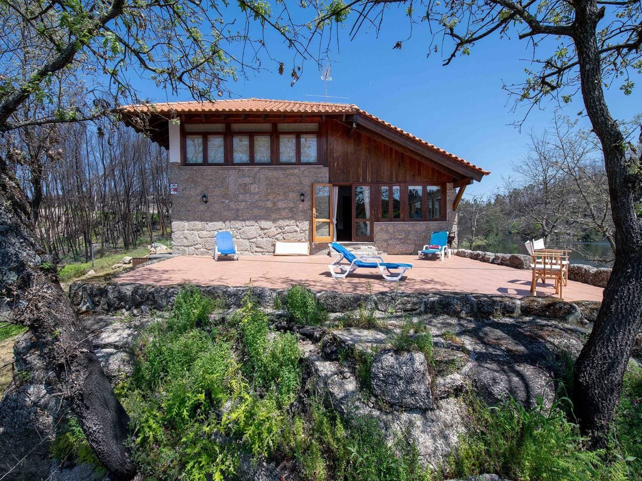 Foto 7 von 35: Herrenhaus im Dão-Tal am Flussstrand