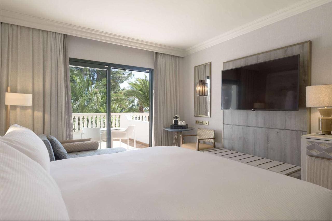 Foto 6 von 10: King Guest Room