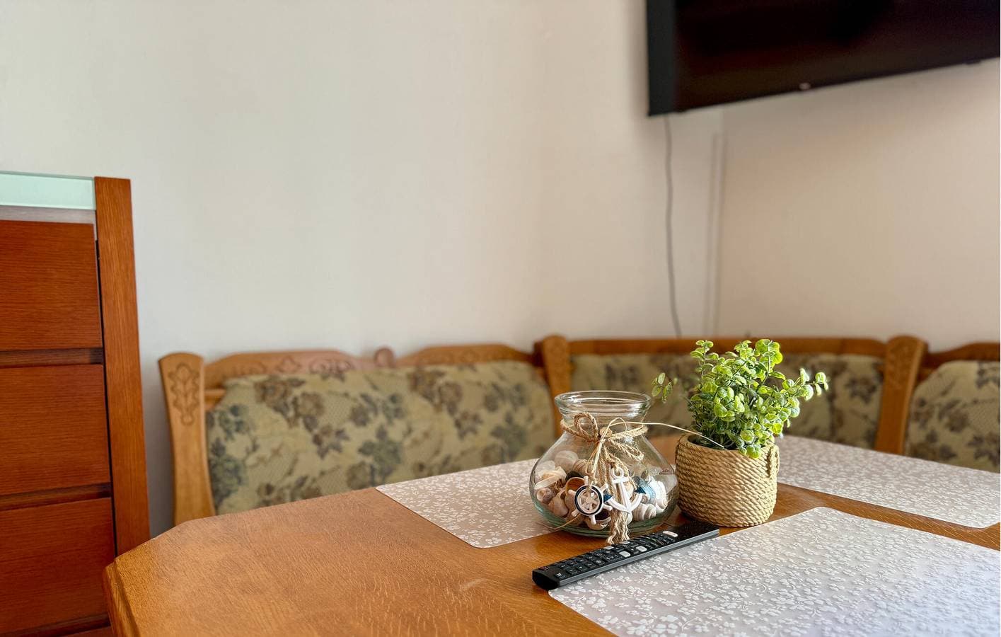 Foto 6 von 27: Gemütliche Ferienwohnung mit Pool, Terrasse und Zugang zum Strand – nur 2 km entfernt!
