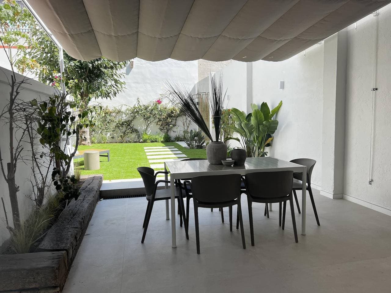 Foto 4 von 35: Ferienwohnung für 7 Personen mit Garten