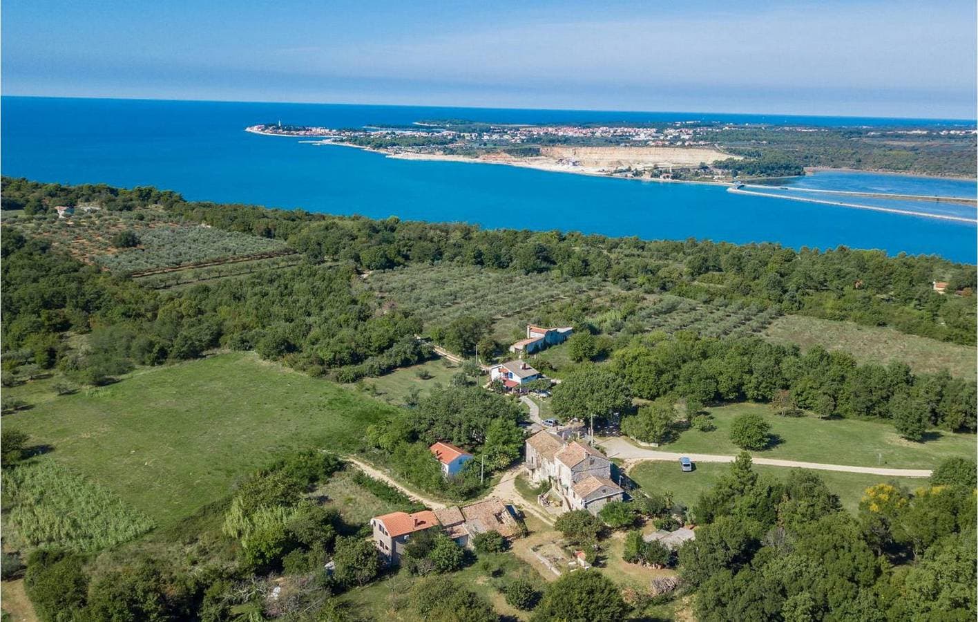 Foto 5 von 35: Gemütliche 2-Zimmer-Wohnung mit Panoramablick in der Nähe des Strandes Strand Sirena