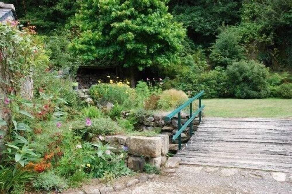 Foto 12 von 29: Traumurlaub in einer Umgebung, wo das Leben der Tiere und Pflanzen erhalten ist