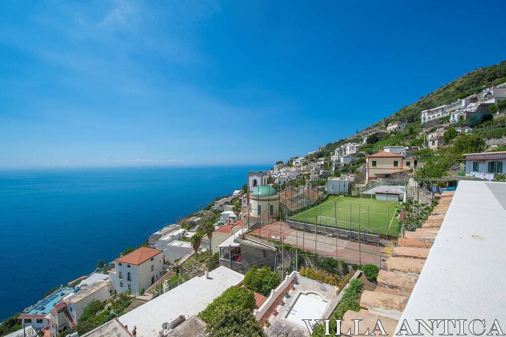 Foto 12 von 30: Antike Villa mit fantastischem Meerblick und Pool nur wenige Minuten von Positano entfernt