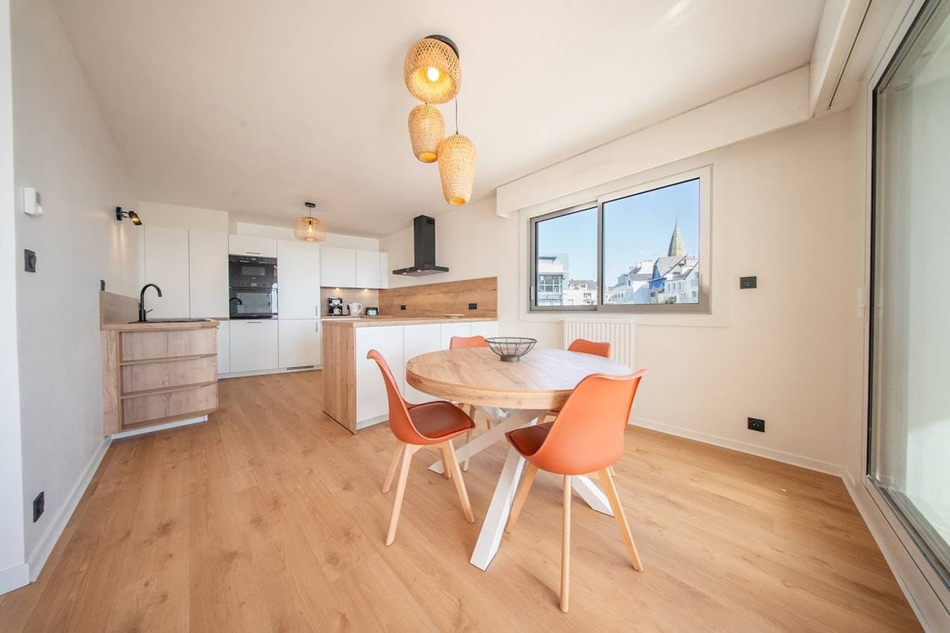 Foto 10 von 36: Ferienwohnung für 4 Personen mit Balkon