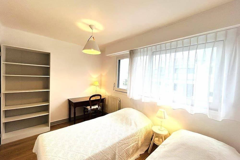Foto 4 von 15: Cozy apartment for 4 people with Wi-Fi, beautiful sea view, Lomener beach 30 m away