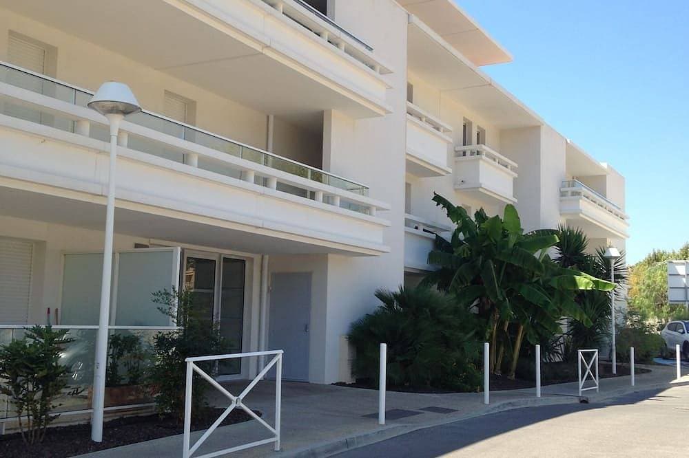 Foto 8 von 30: Neue Luxuswohnung mit Meerblick, Pool, Garage und Stränden 200m