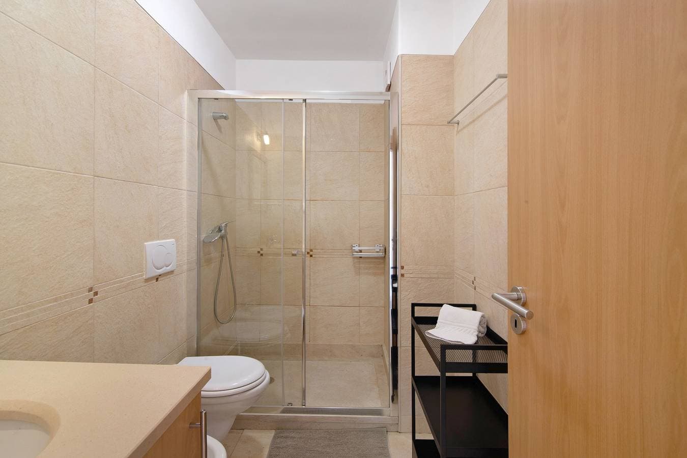 Foto 13 von 24: Ferienwohnung 'Costa Cabanas 1' nahe Strand mit Gemeinschaftspool & WLAN