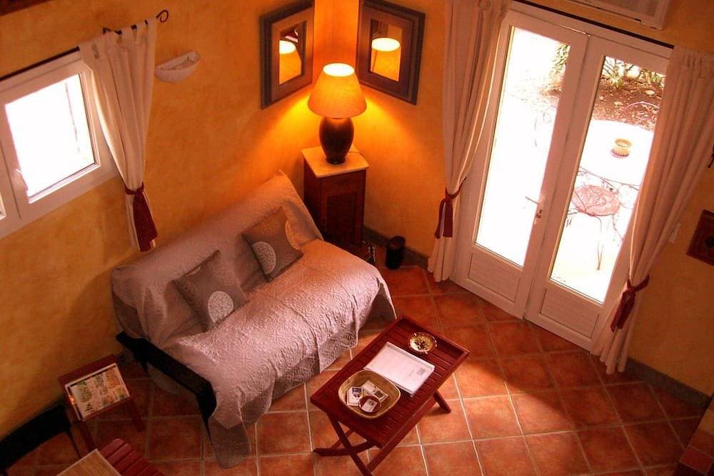 Foto 5 von 30: Charmante Cottages, privater beheizter Pool und Solarium im Innenbereich, privater Außenbereich