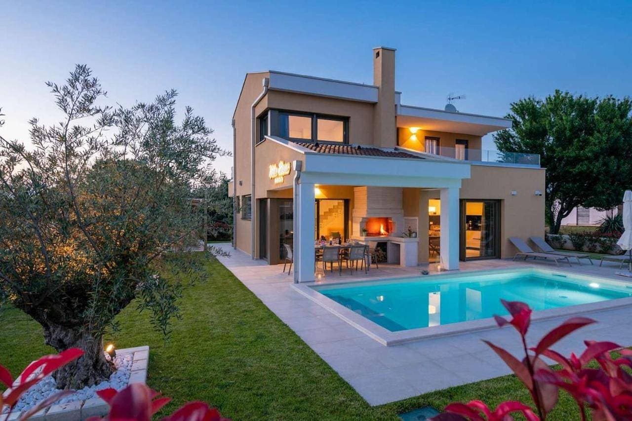 Villa Elena by Briskva 1