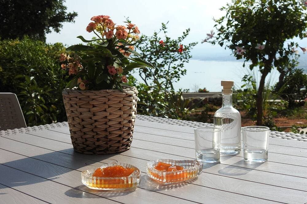 Charming Crete Villa | Superior Villa with Sea View | 1 Bedroom | Wonderful Sea Views & Authentic In... 1