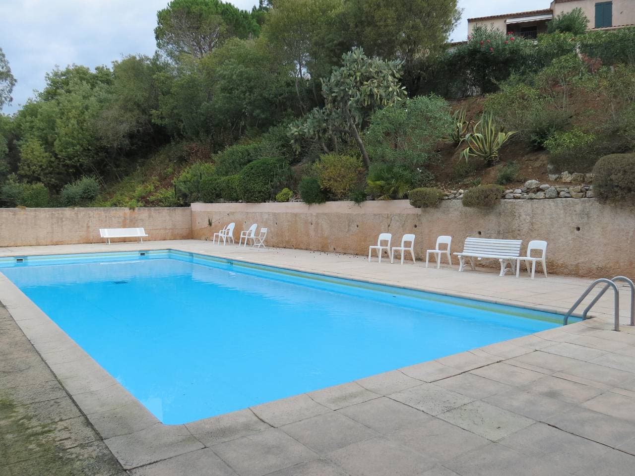 Foto 5 von 27: 3-Zimmer Mazet klimatisiert, Pool, strandnah in Sainte-Maxime