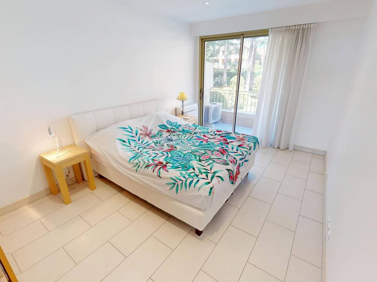 Foto 8 von 17: Geräumiges renoviertes 2P mit Meerblick, Terrasse und Garage