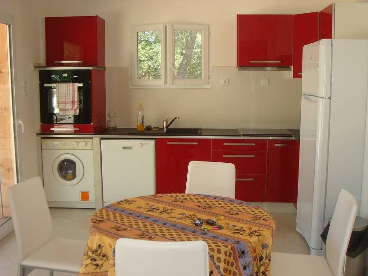 Foto 7 von 49: La petite maison sous les pinins-innenpool