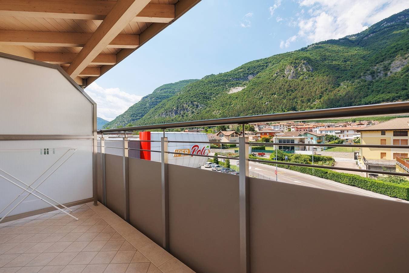 Foto 6 von 20: Zimmer „Camera Matrimoniale“ mit Bergblick, WLAN und Klimaanlage