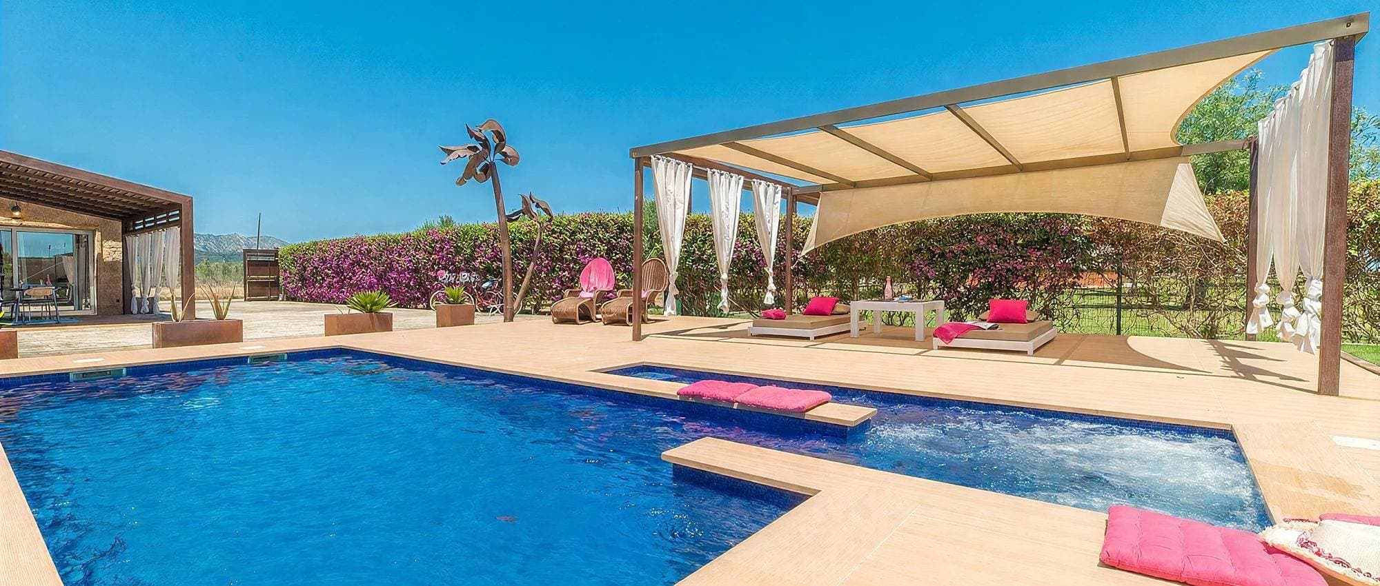 Foto 3 von 16: Villa für 2 Personen mit Pool