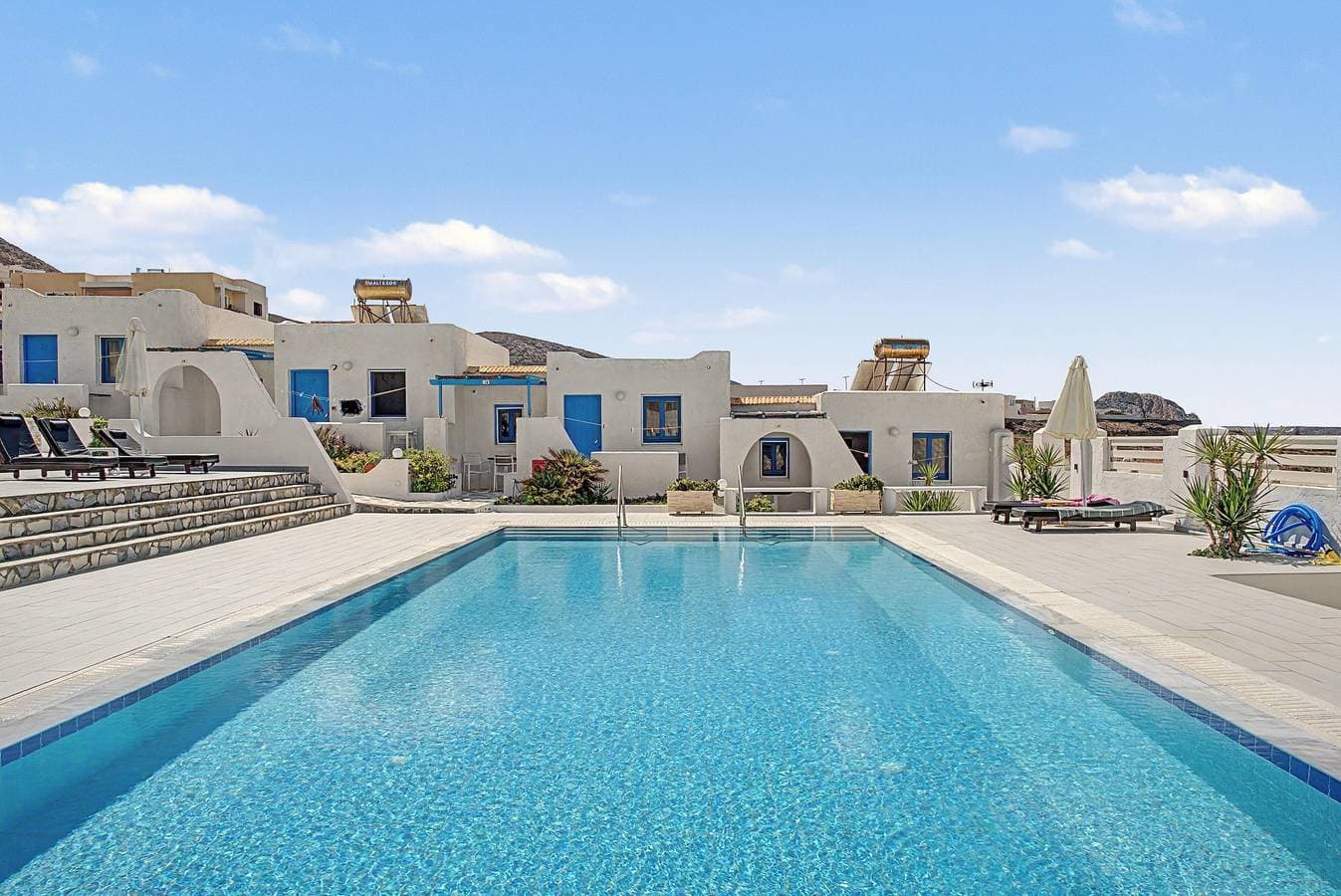 Elenis Sunset Suites 1
