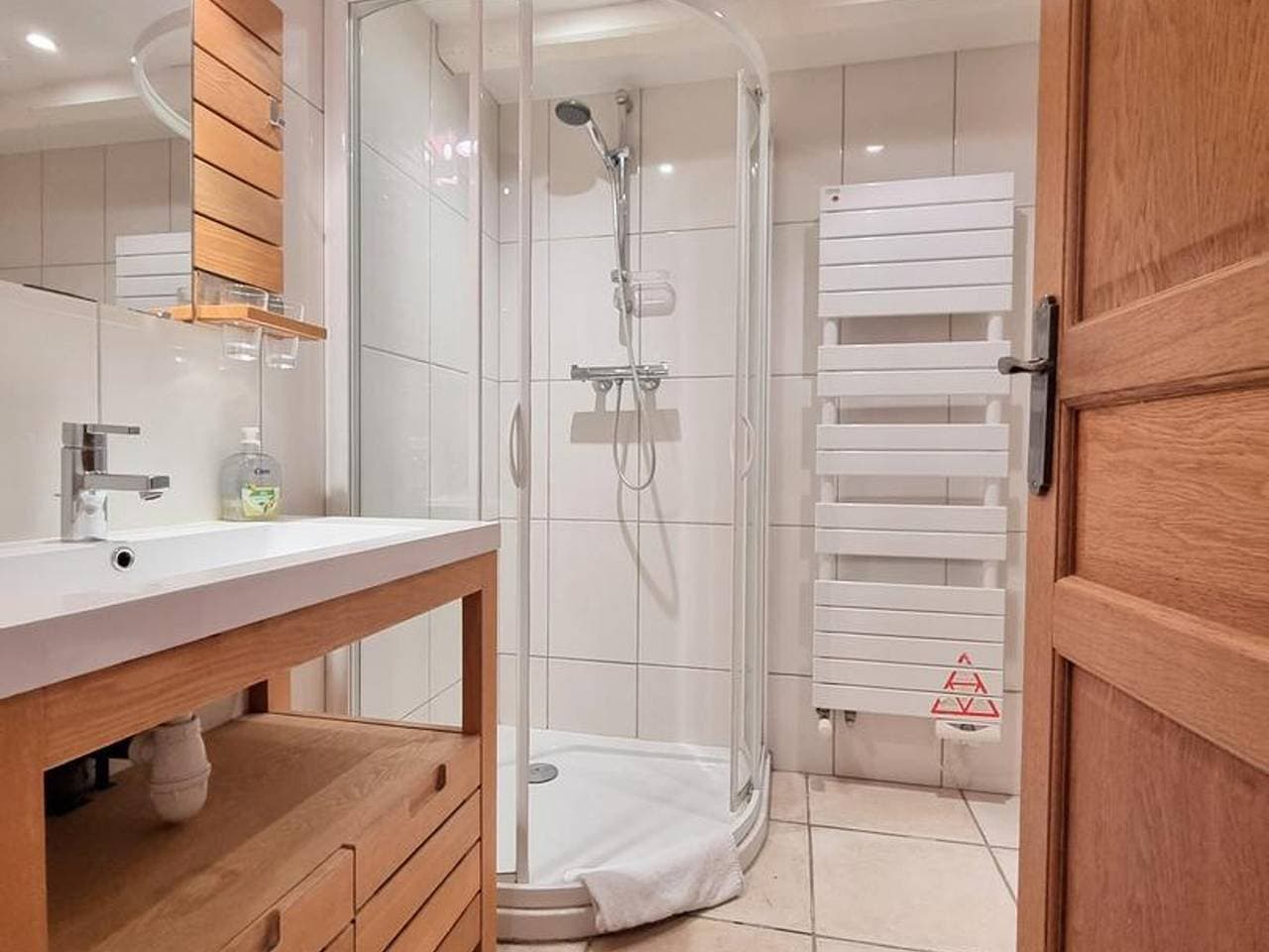 Foto 4 von 33: Renoviertes Ferienhaus mit umzäuntem Garten in Boissets