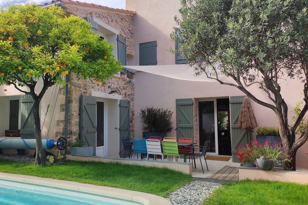 Charmante Villa mit Pool in Cuers 1