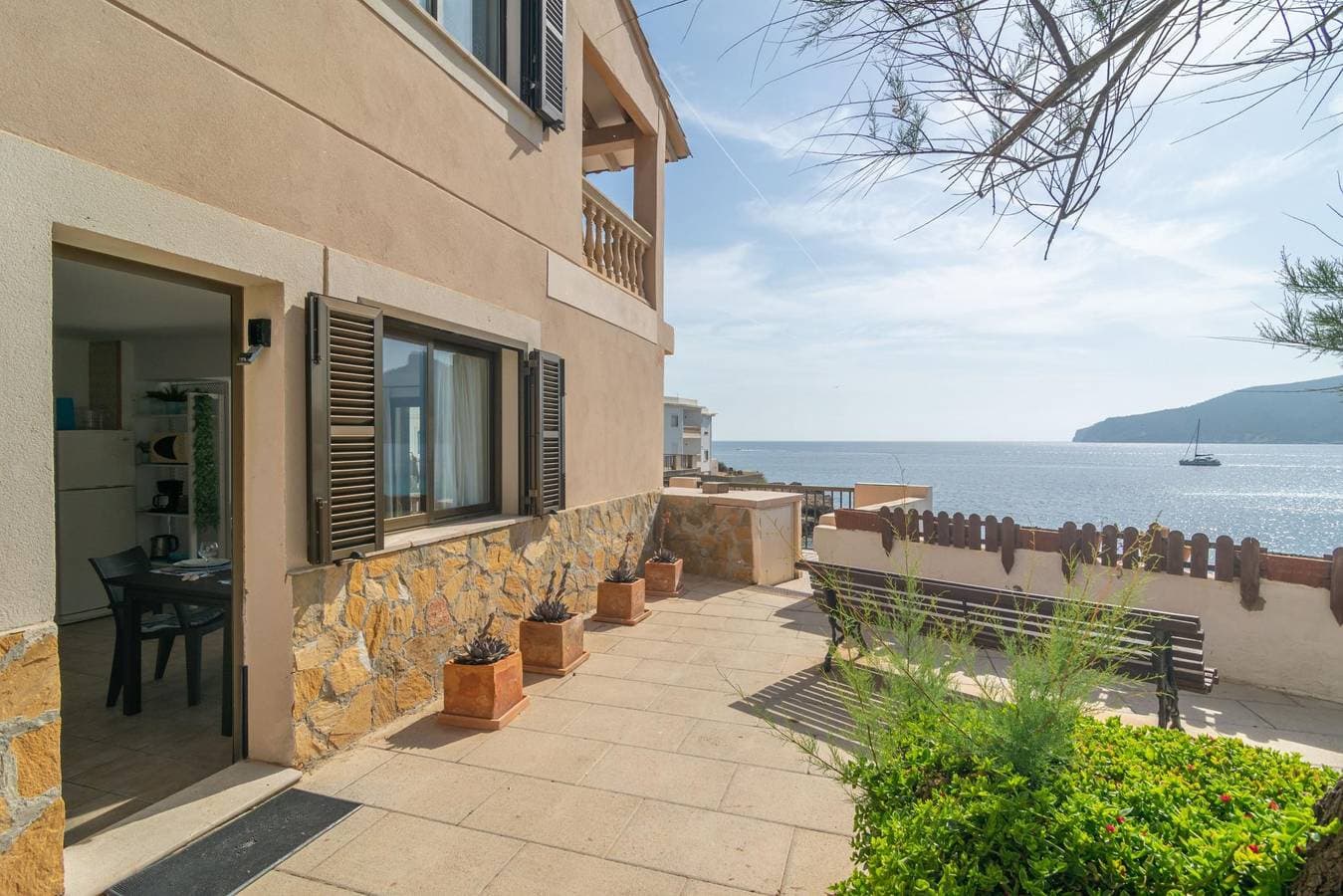Foto 9 von 43: Vista Azul 8 - Ferienhaus mit Blick auf das Meer und nur wenige Schritte vom Strand entfernt.