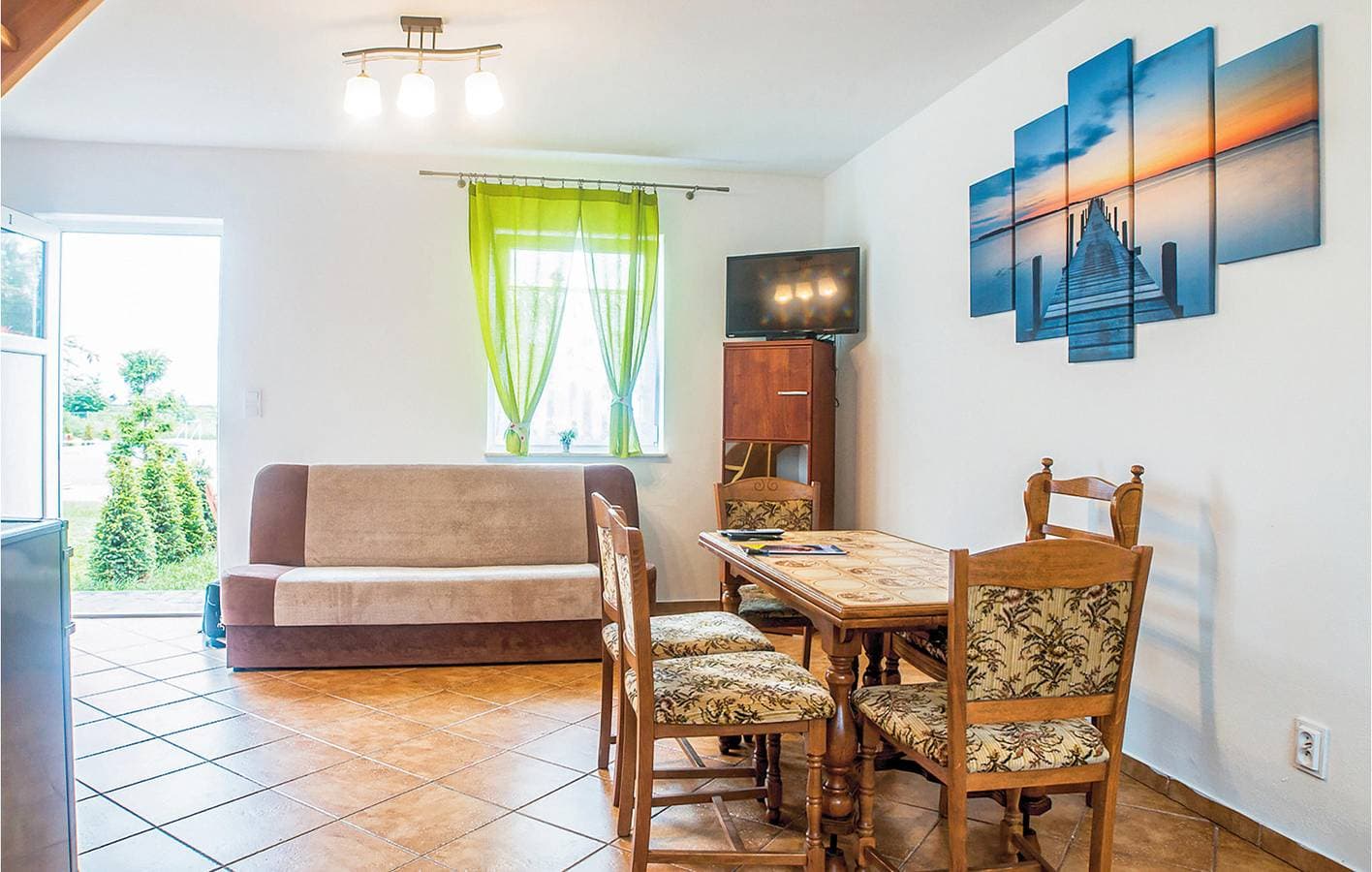 Foto 9 von 28: Ferienhaus für 5 Personen mit Pool