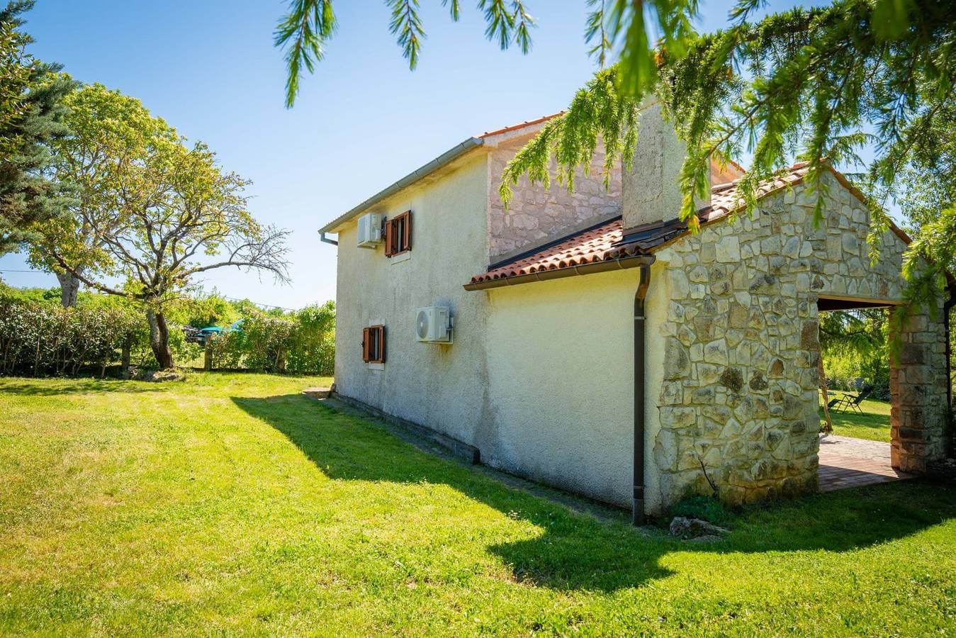 Foto 4 von 32: Ferienhaus Marija-Lorena * ruhige Lage, 5000 m2 Privatgrundstück, WLAN