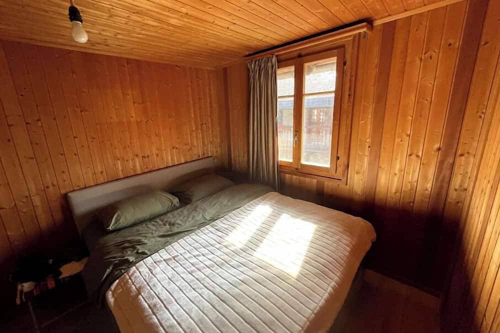Foto 3 von 8: Swiss mountain chalet, wooden interior, cosy, with a beautiful view