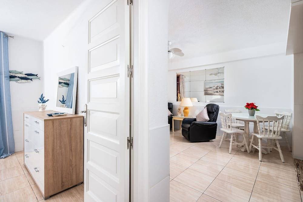 Foto 9 von 30: Apt. am Pool mit 1 Schlafzimmer und neuer Überarbeitung des Pools für über €100K