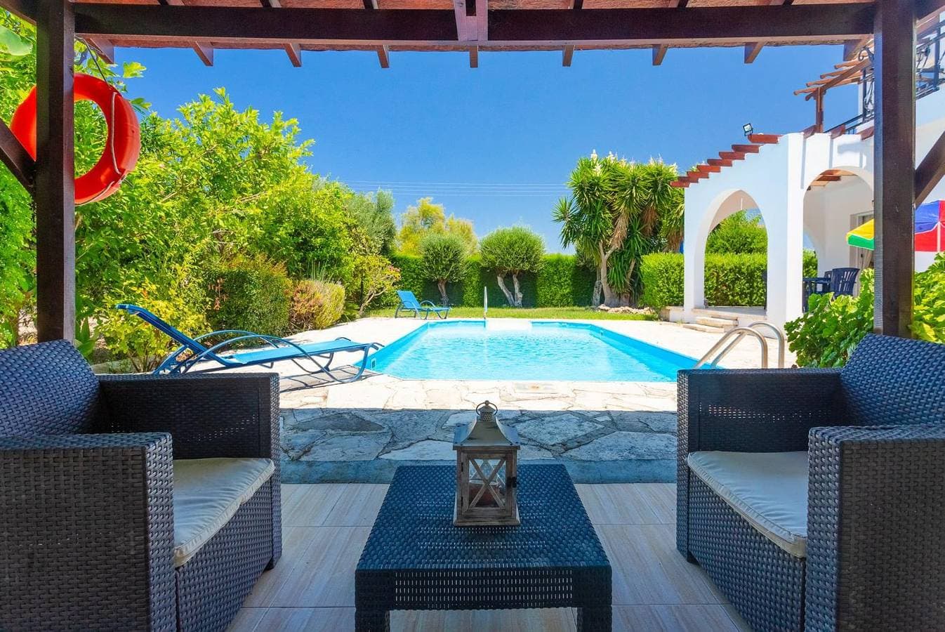 Foto 8 von 29: Villa für 4 Personen mit Balkon