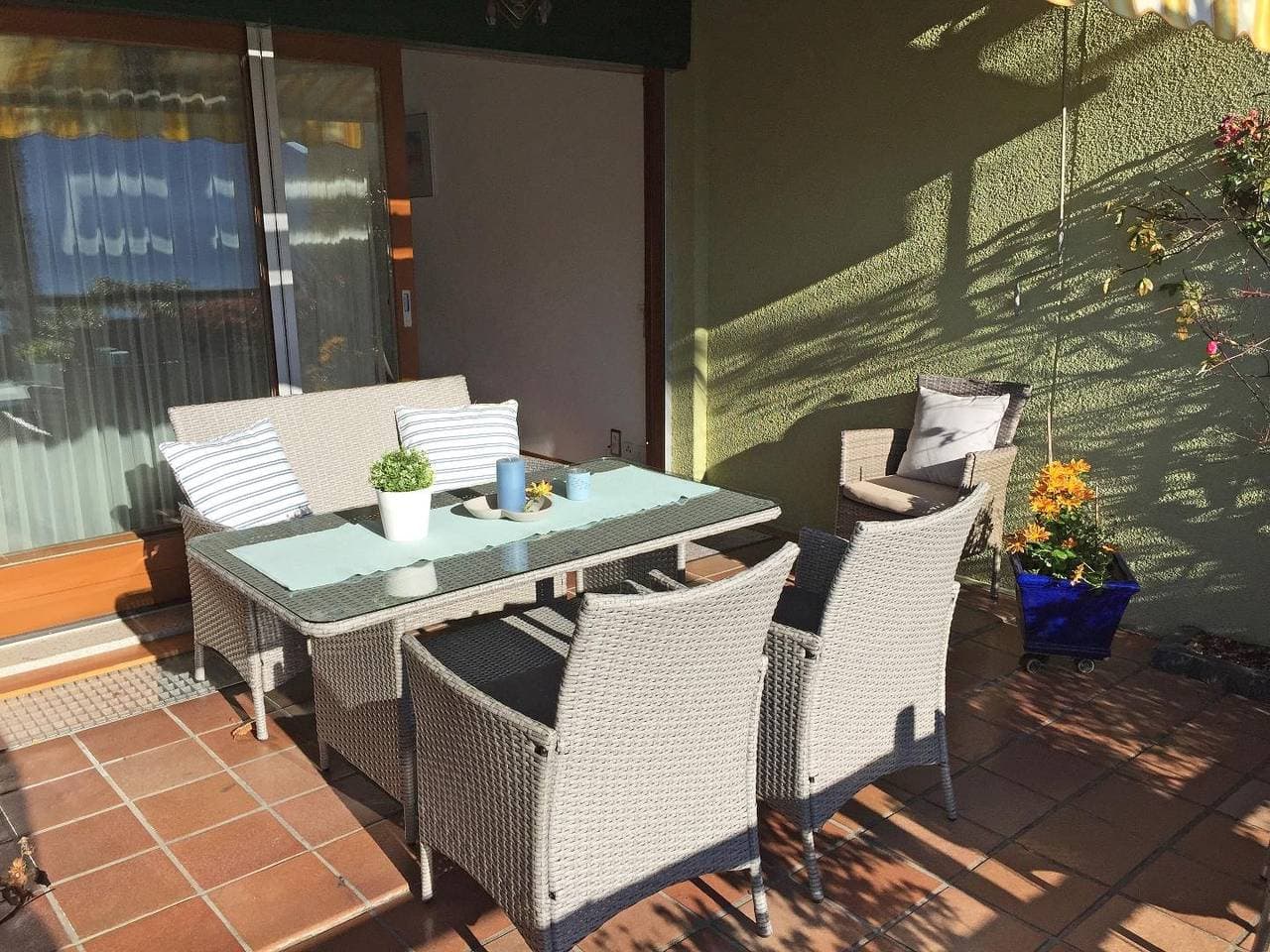 Foto 9 von 27: Gemütliches Ferien-Reihenhaus mit Aussenpool und Terrasse mit Panoramablick