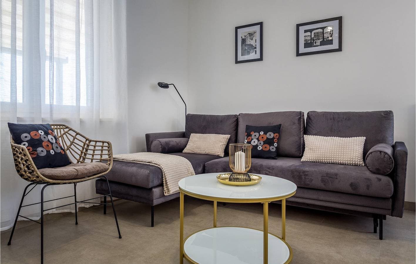 Foto 12 von 57: Geräumige 1-Zimmer-Wohnung mit Pool, WLAN und Parkplatz in der Nähe des Stadtzentrums