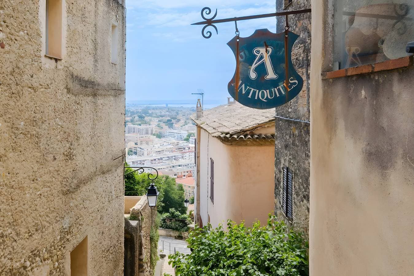 Le Grimaldi 1