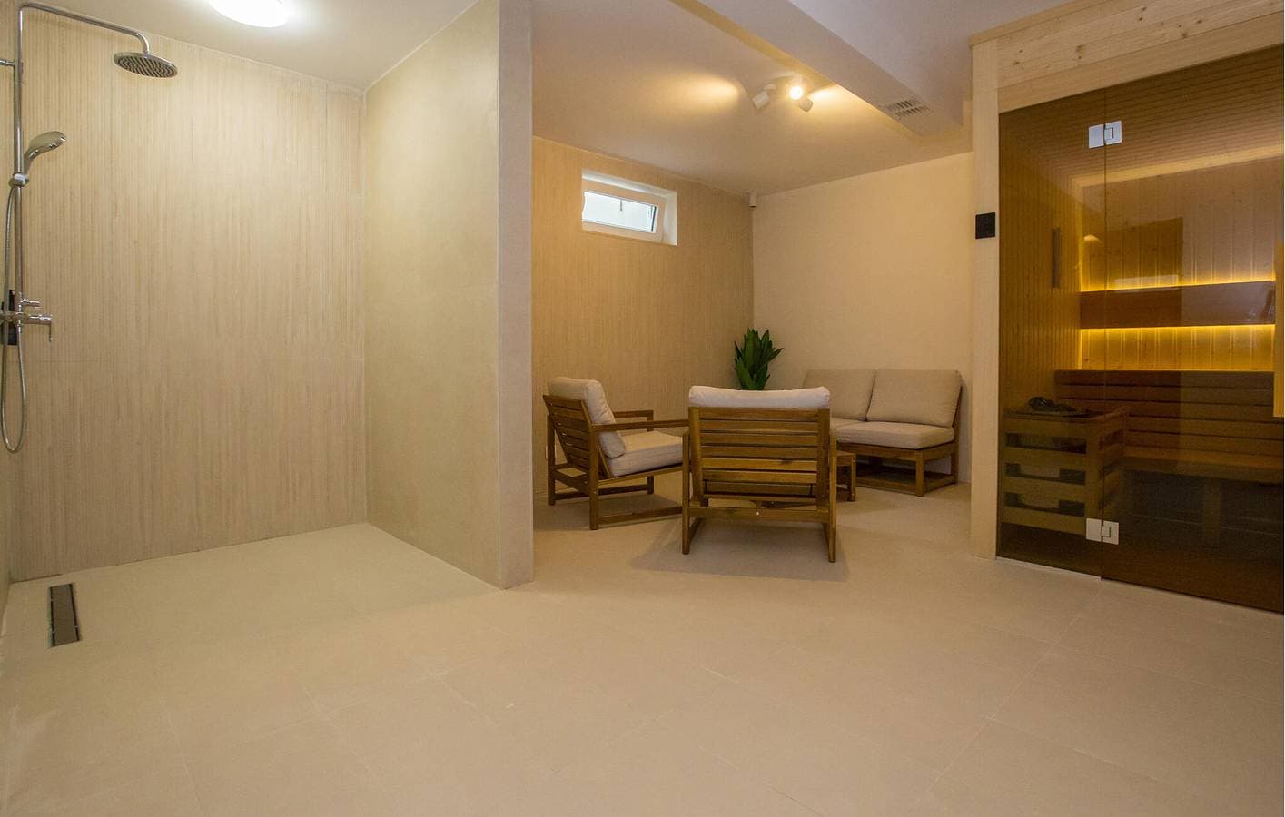 Foto 4 von 48: Reizende 1-Zimmer-Wohnung mit Pool und Terrasse, 400 m vom Stadtzentrum von Musalez entfernt