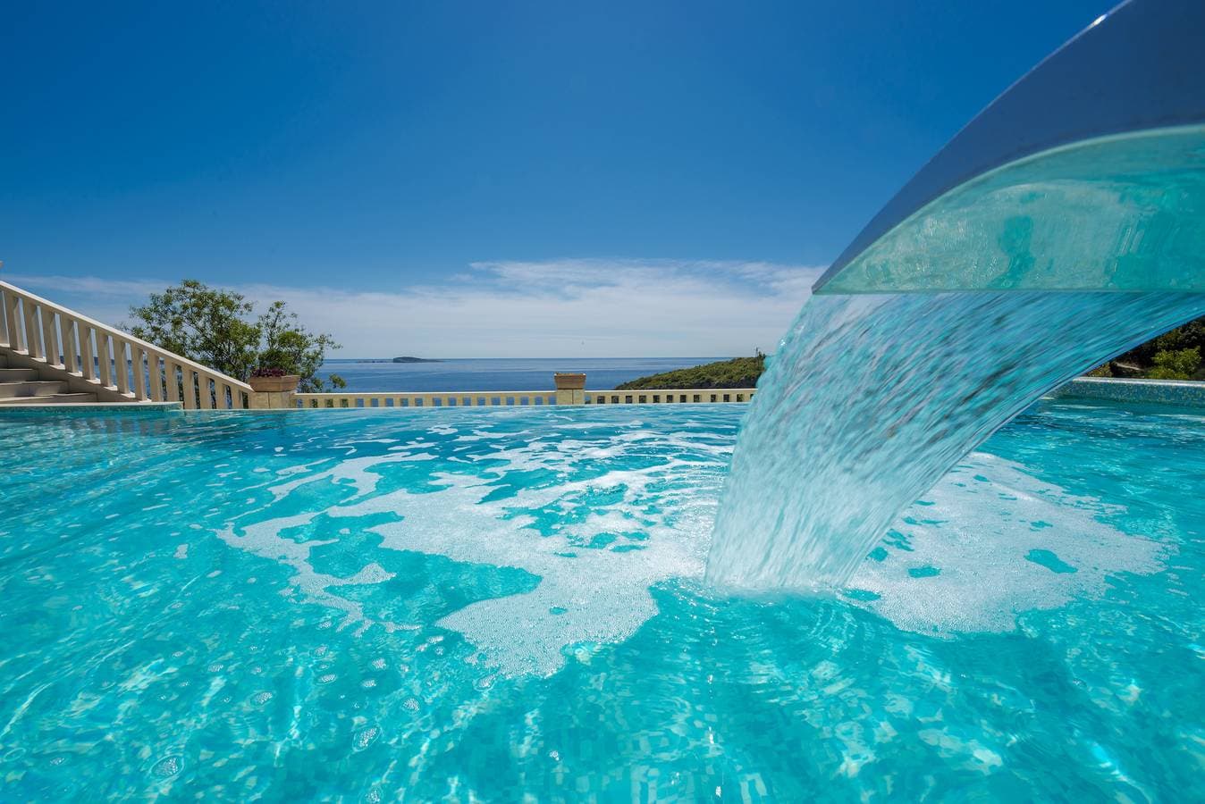 Foto 3 von 71: Luxus Villa fuer 10 Gaeste mit beheizten Pool und atemberaubenden Meerblick