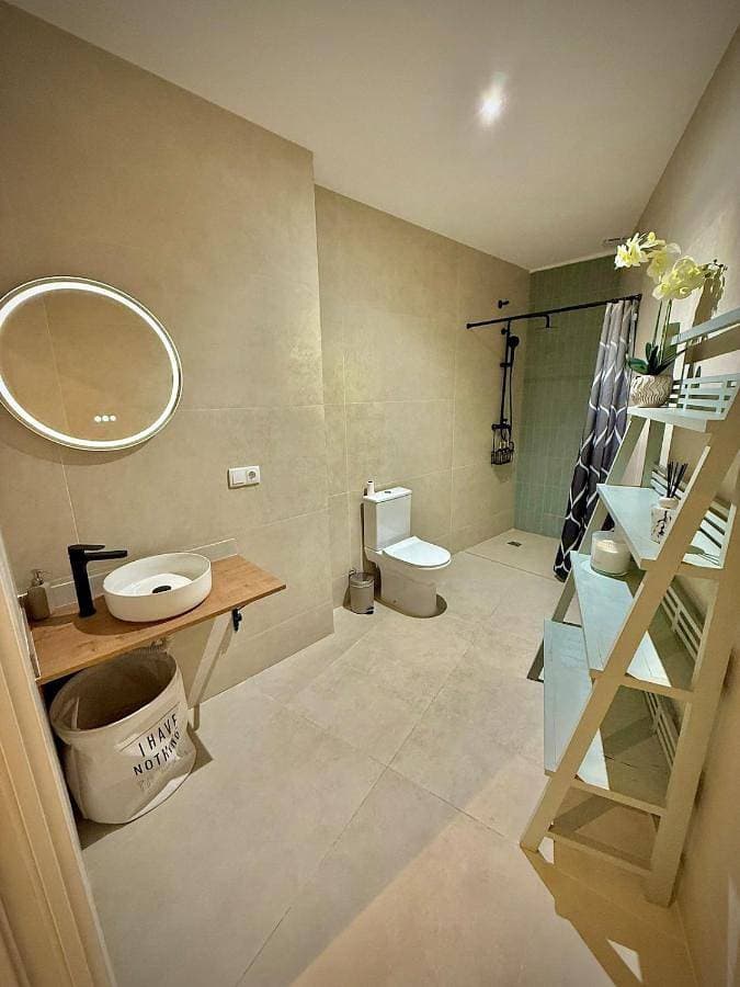 Foto 3 von 19: One-Bedroom Apartment