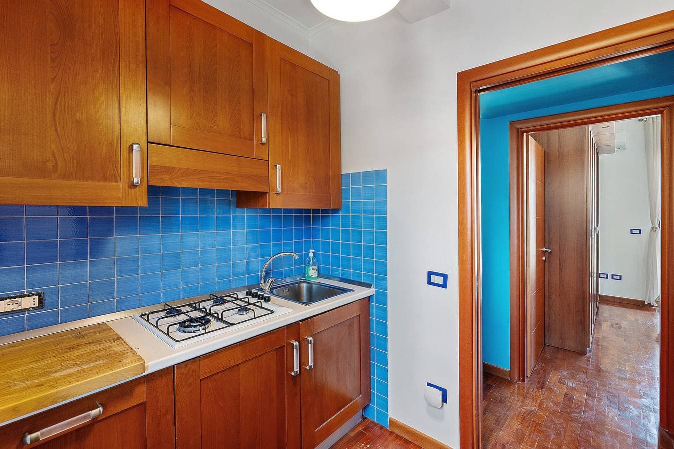 Foto 7 von 31: Apartment 'Sorrento Luxury Blue' mit Meerblick, WLAN und Klimaanlage