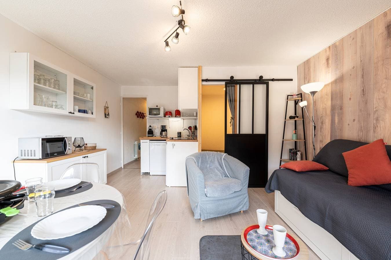 Foto 6 von 13: Ferienwohnung für 4 Personen mit Pool