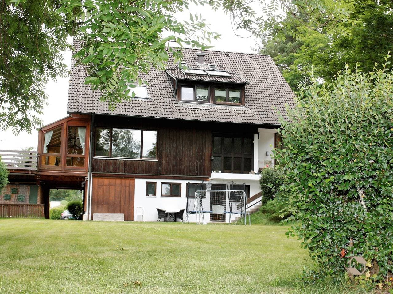 Foto 3 von 31: Ferienwohnung Seeblick mit Balkon und Wlan