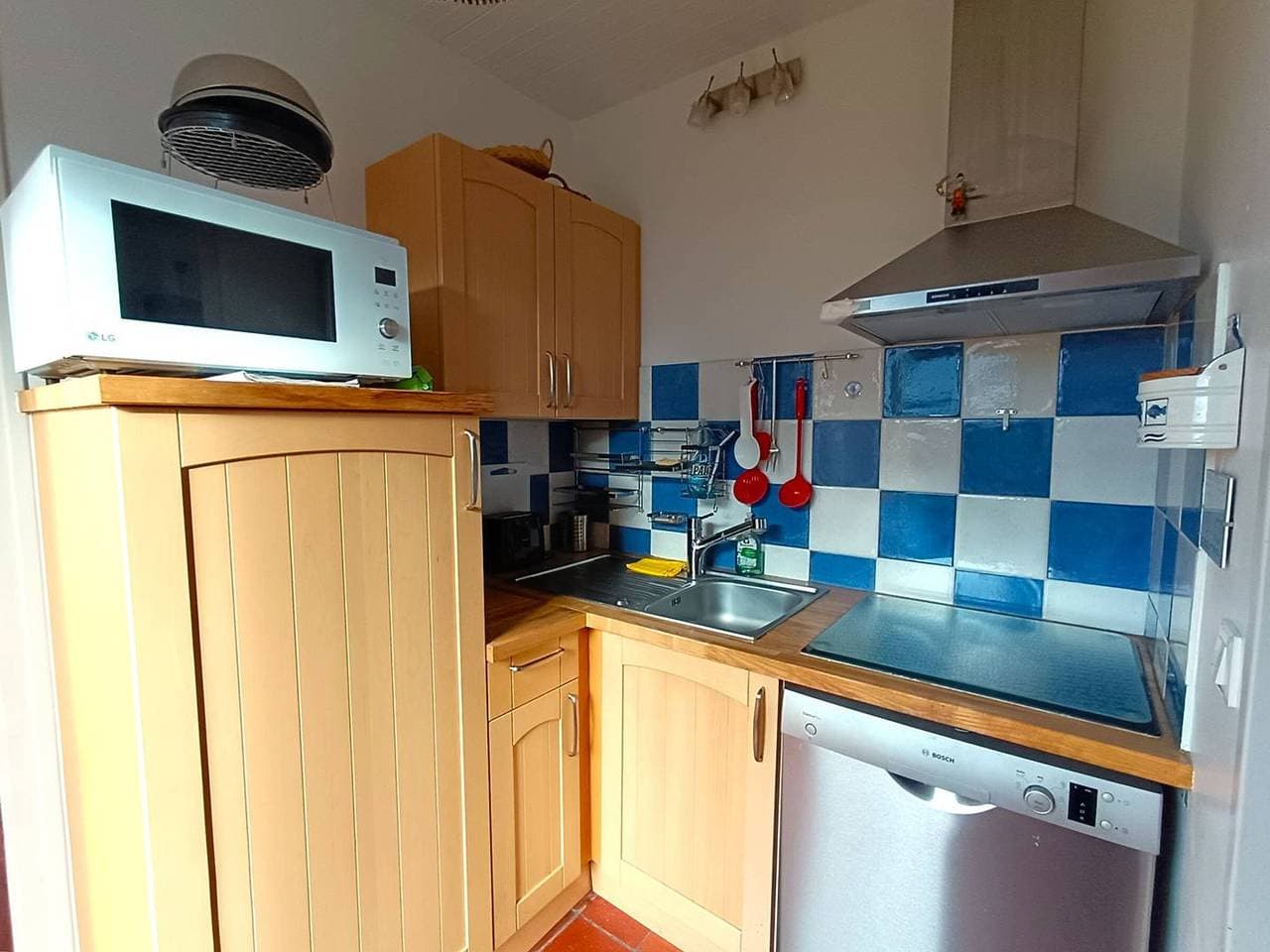 Foto 12 von 19: Haus 3 Sterne, 100m zum Strand, ruhig, TV, Garten, renoviert 2013, 4 Personen, Effizienzhaus in Trégastel