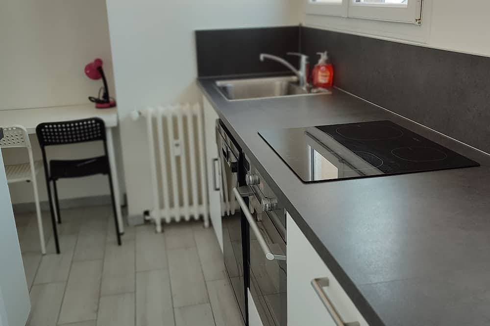 Foto 8 von 14: Großes renoviertes Apartment, 84 m2, 5 Personen, 100 m vom Bahnhof und der Straßenbahn entfernt