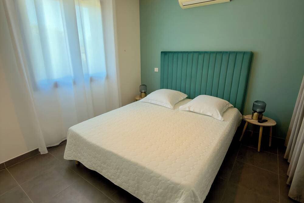 Foto 2 von 30: Komfortable Villa mit beheiztem Pool und Spa zwischen Meer und Bergen