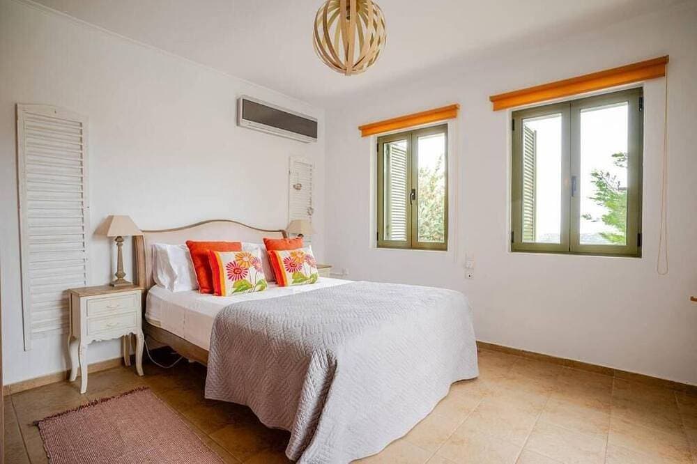 Foto 5 von 30: Villa Anthos Crete - Superb Sea & hill Views w/ Private Pool, near Village & Sea