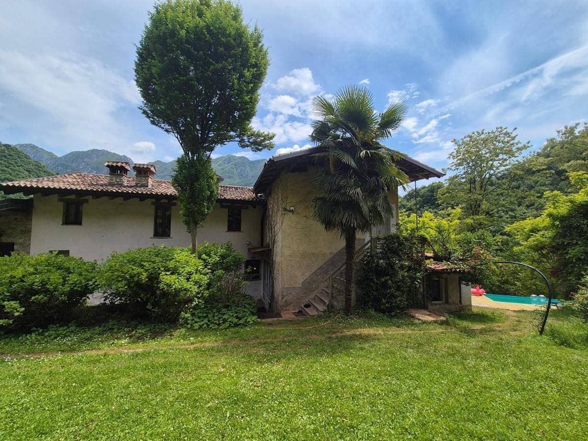 Foto 3 von 47: Villa