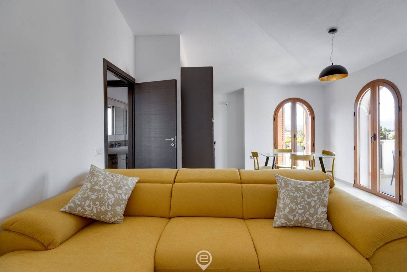 Foto 9 von 34: Ferienwohnung für 4 Personen mit Balkon/Terrasse