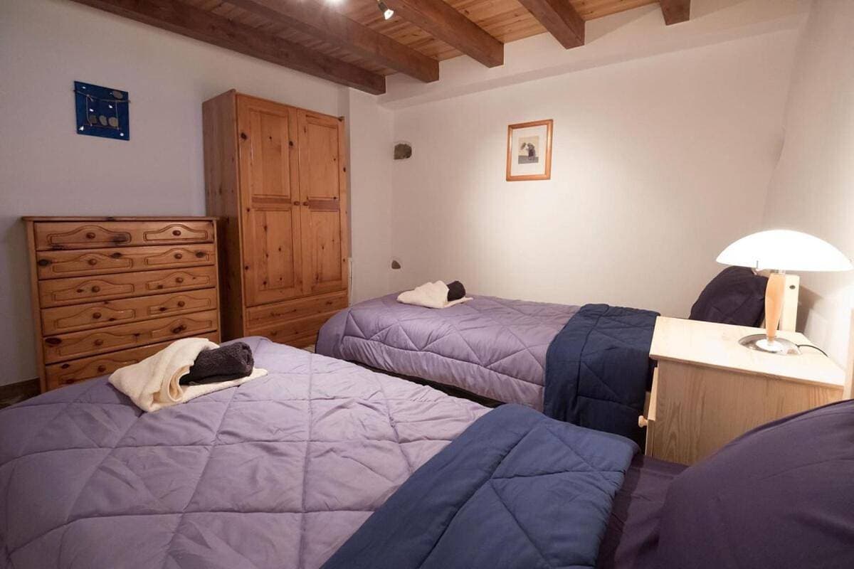 Foto 4 von 40: Two-Bedroom House