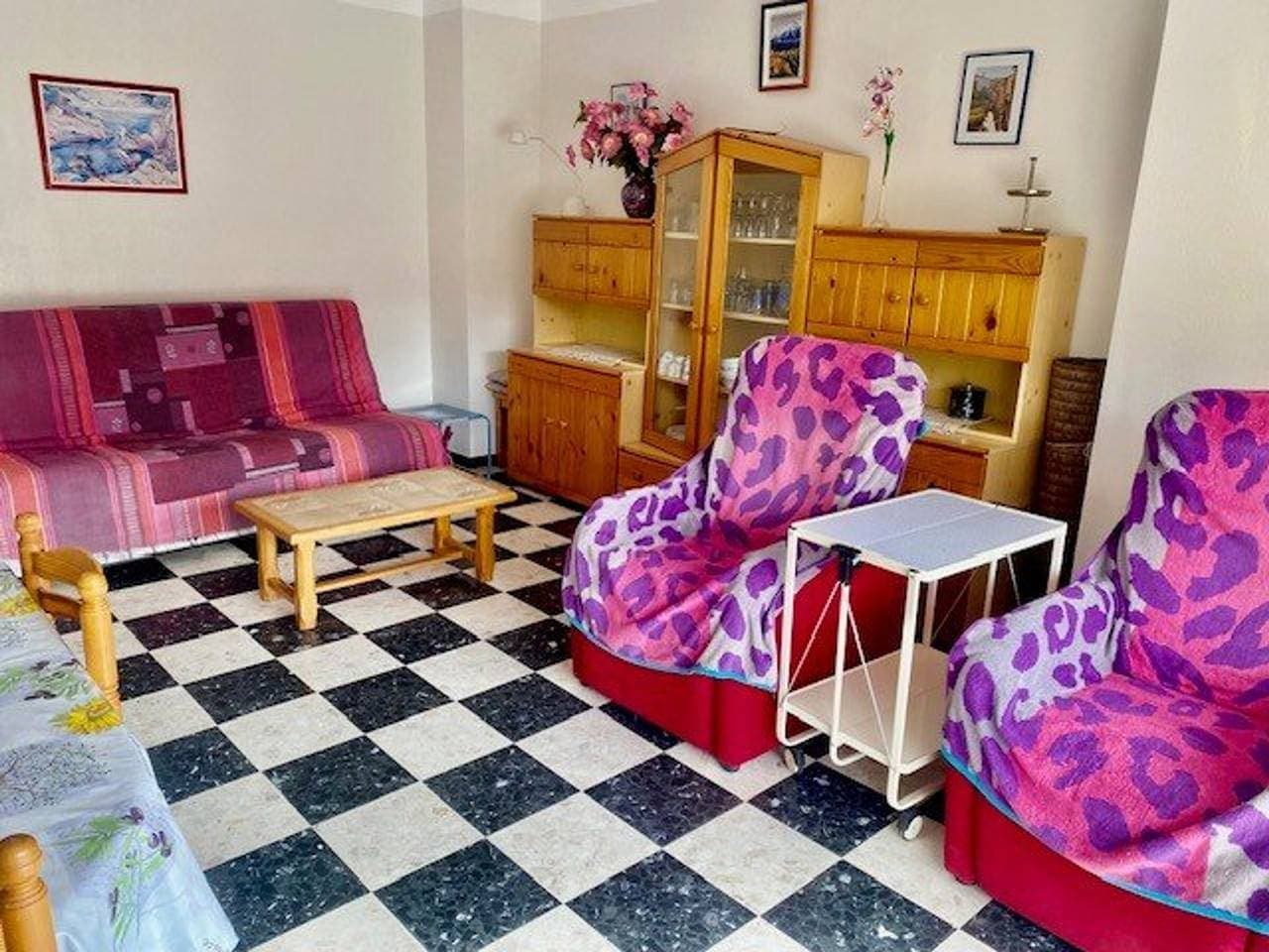 Foto 3 von 10: Gemütliche 68m² Wohnung mit Terrasse, 5 Schlafplätzen, Garage und WLAN in Amélie-les-Bains