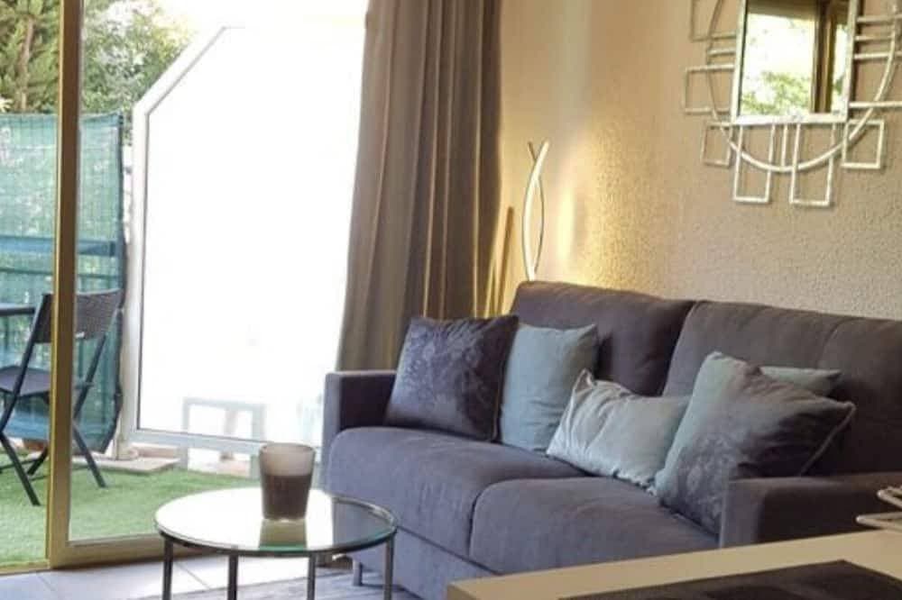 Foto 5 von 15: Studio Center Cannes Terasse